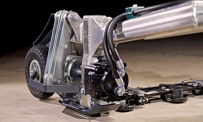 Excentrický pohon žací lišty s hydraulickým motorem a opěrným kolem